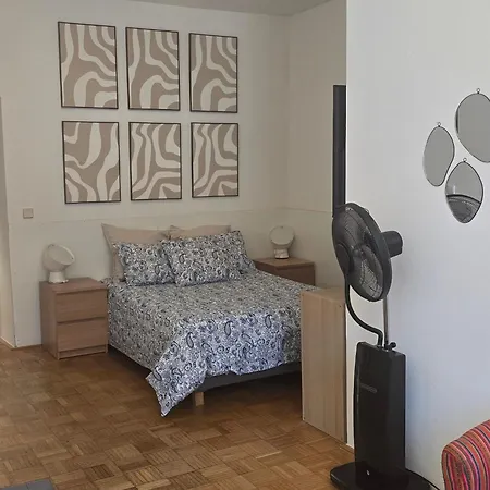 Mi Casa 11 Апартаменты *